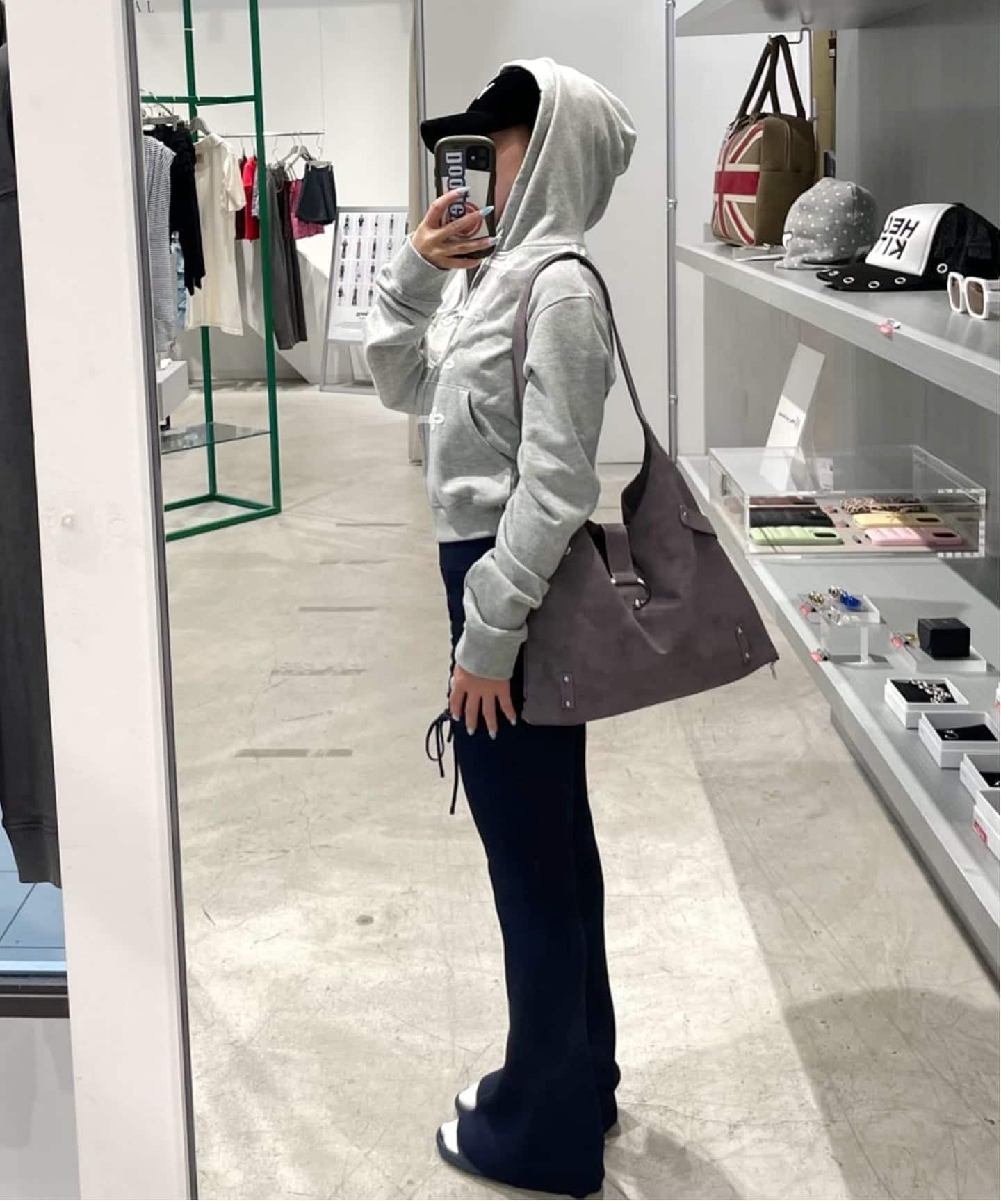 OPEN YY / オープンワイワイ】LOOP BUTTON EFFECT HOODIE