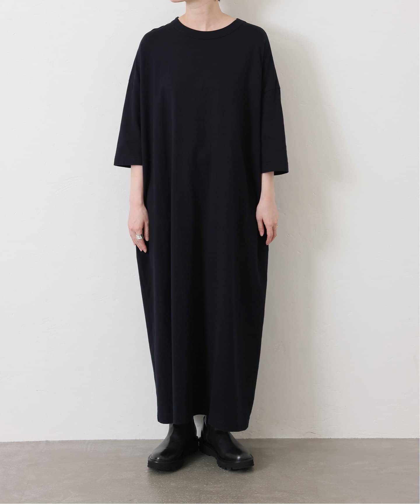 クラシックテンジク スタンダードクルーネックワンピース