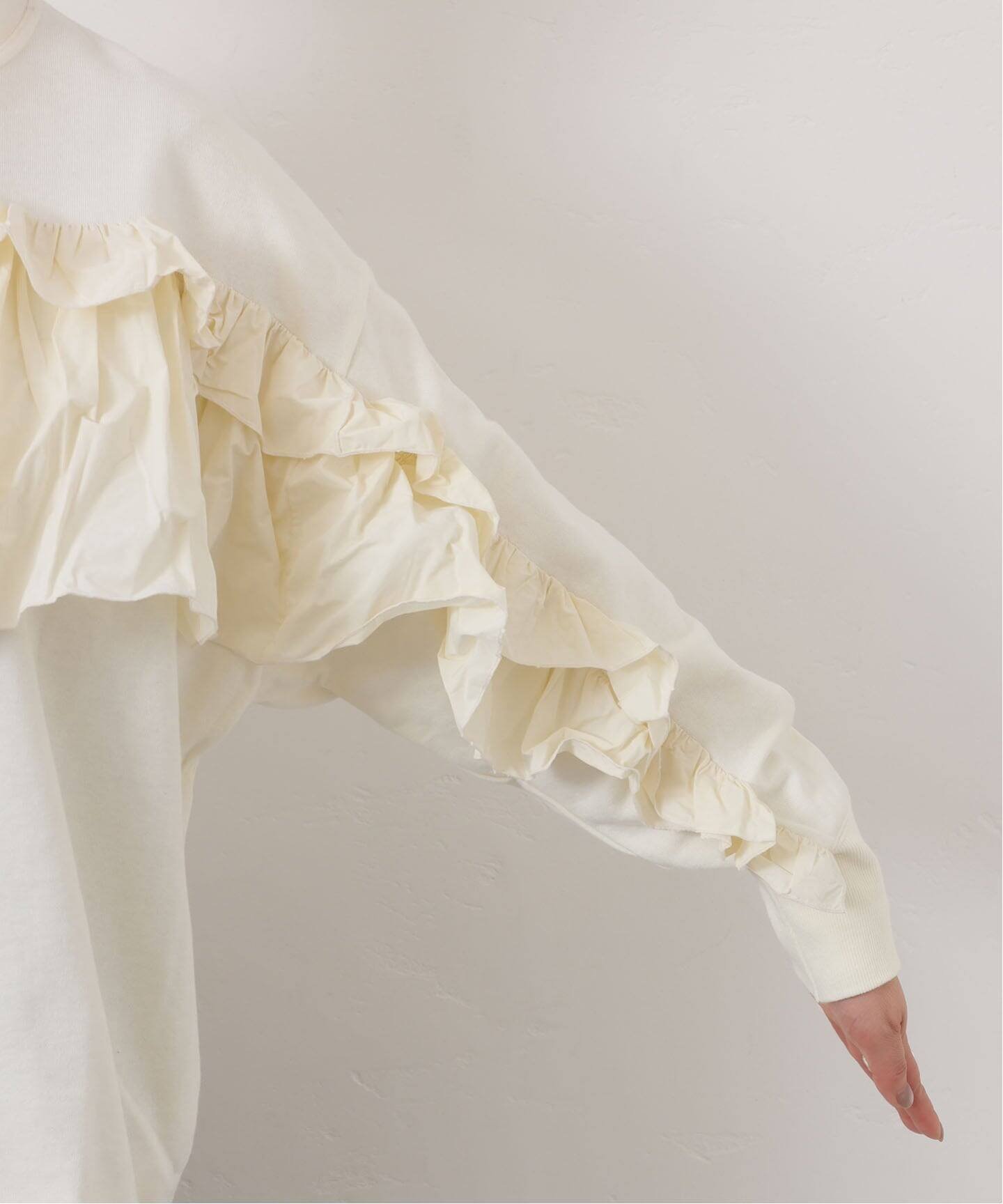 タフタ フリルプルオーバー（その他トップス）｜journal standard luxe