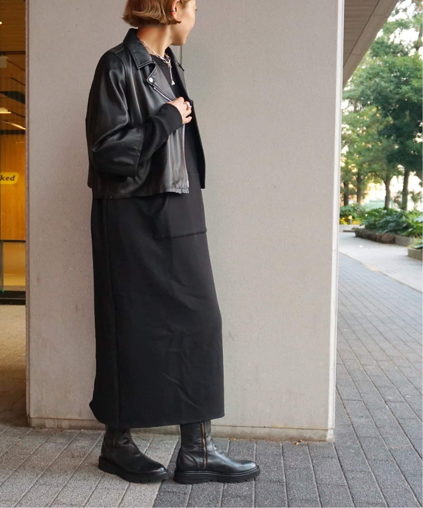 美品 ジャーナルスタンダード ラックス ボンバーワンピース BK 追加予約2》ボンバー ワンピース（ワンピース）｜journal standard