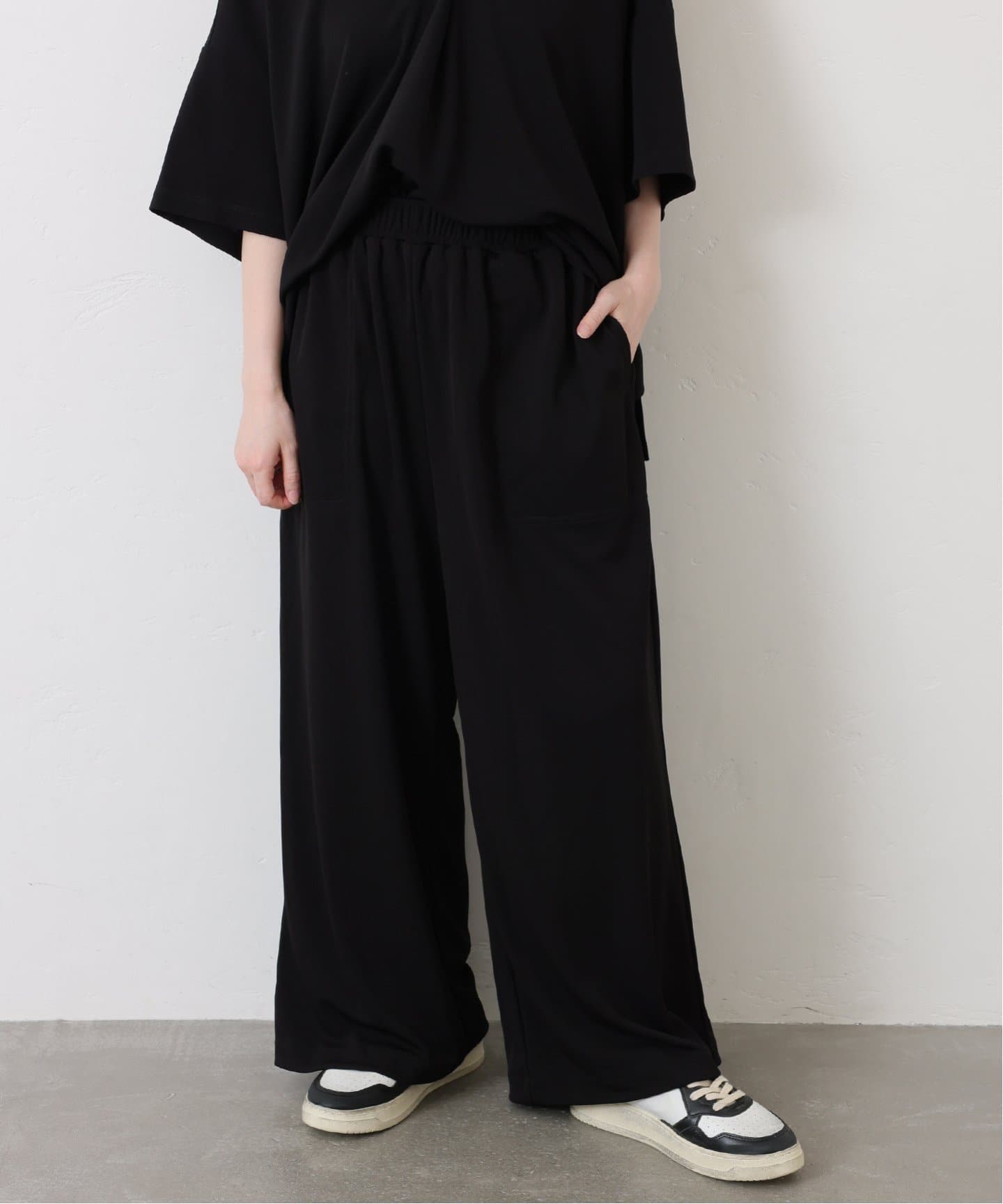 journal standard luxe
ビッグチノ リラックス ワイドパンツ（ジャージ／トラックパンツ）｜journal