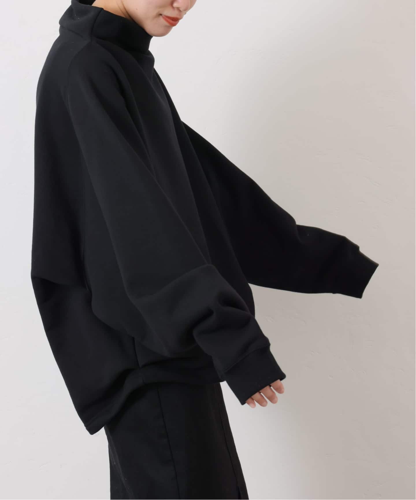 予約》【COGTHEBIGSMOKE】 MELINA BOTTLE NECK SWEATS