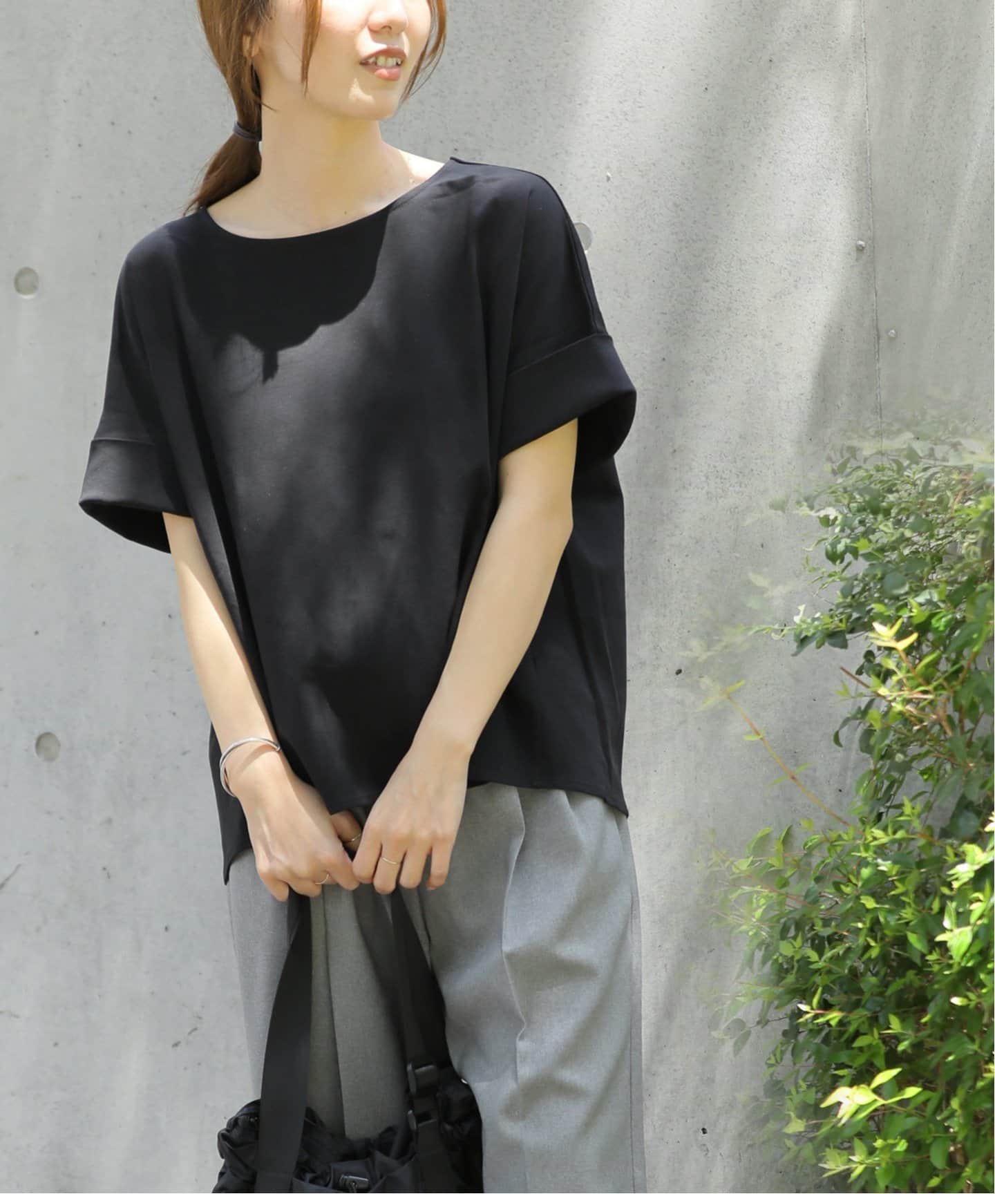 タグ付き　relume ADDICTポンチクルーネックタックプルオーバー 追加3》ADDICTポンチクルーネックタックプルオーバー（Tシャツ