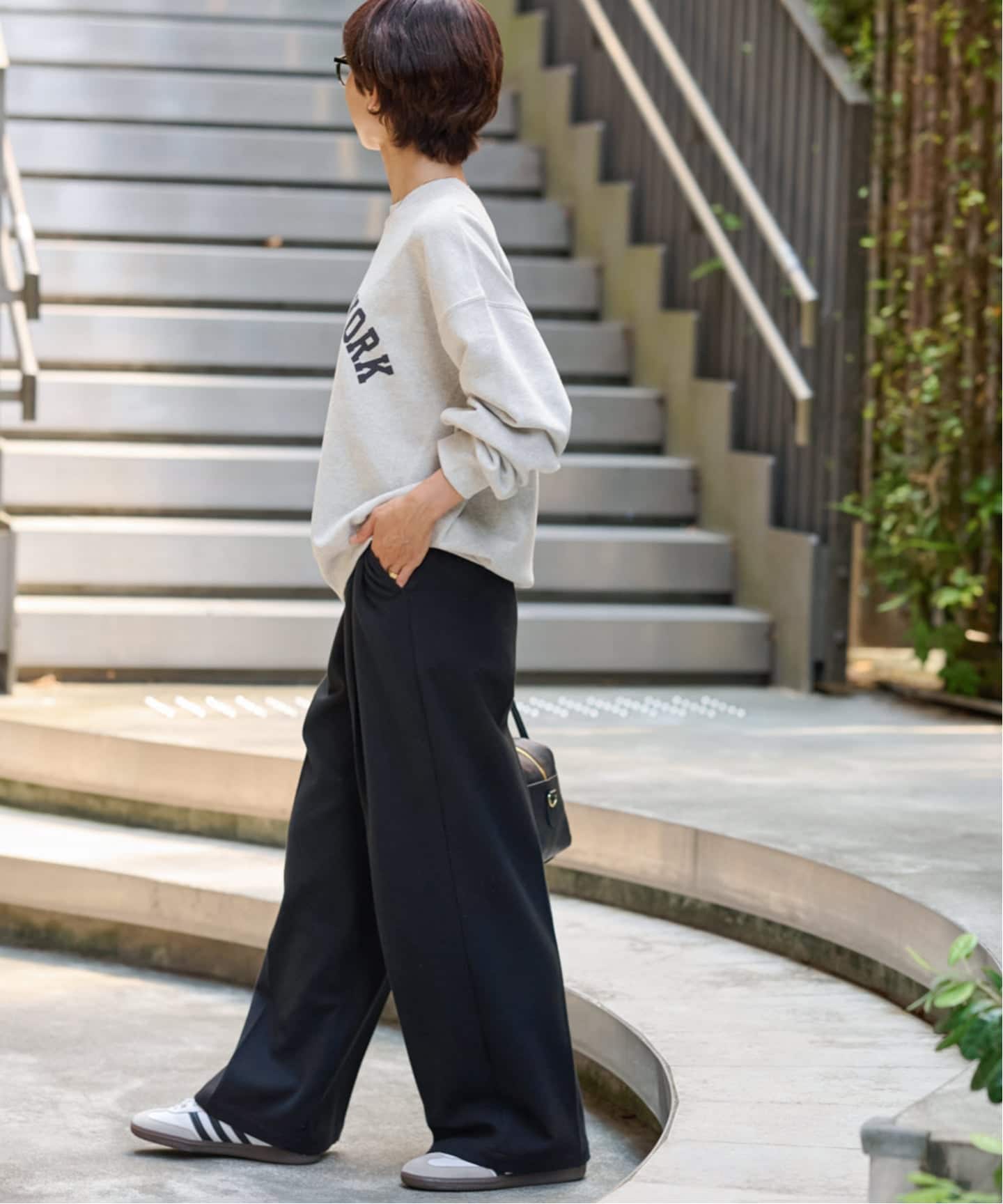 ヴィンテージライクカレッジロゴスウェット（スウェット）｜JOURNAL