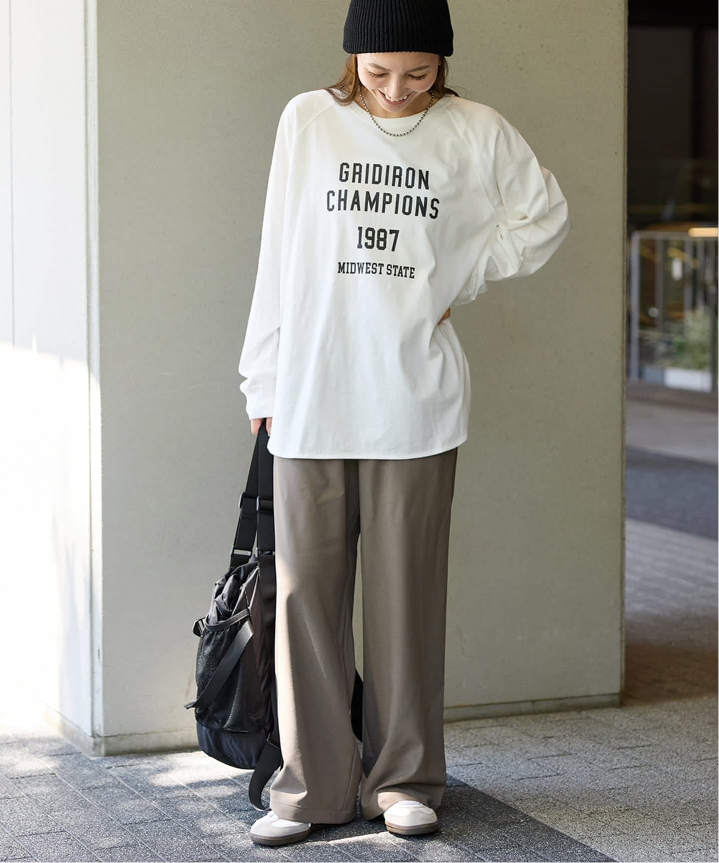 予約》ラグランスリーブカレッジロングスリーブTEE（Tシャツ