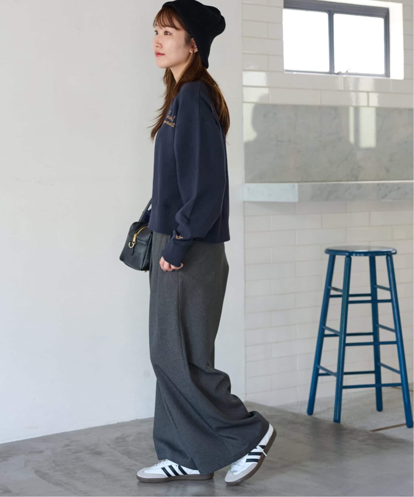 25SS【新品】STONE  スター刺繍ロゴ スウェット M quaranciel:〈手洗い可能〉スパンコール刺繍 ロゴ スウェット
