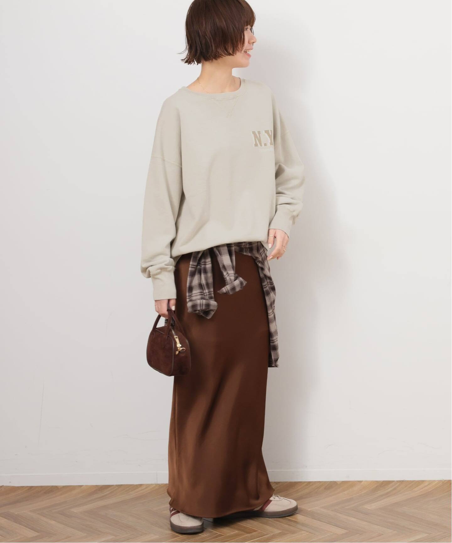 追加4》【HOLIDAYS COMFORT】VINTAGEカコウロゴスウェット（スウェット