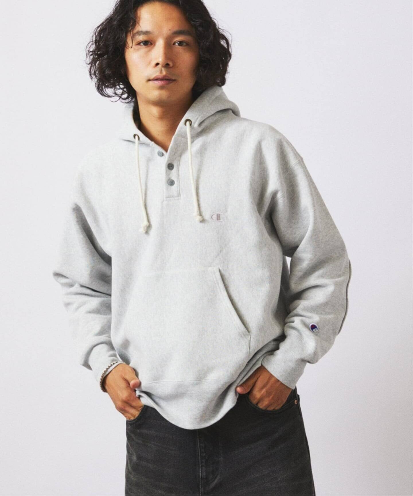 チャンピオン 別注 R/W エルボーパッチ ヘンリーネックパーカー CHAMPION / チャンピオン 別注 R/W エルボーパッチ ヘンリーネック