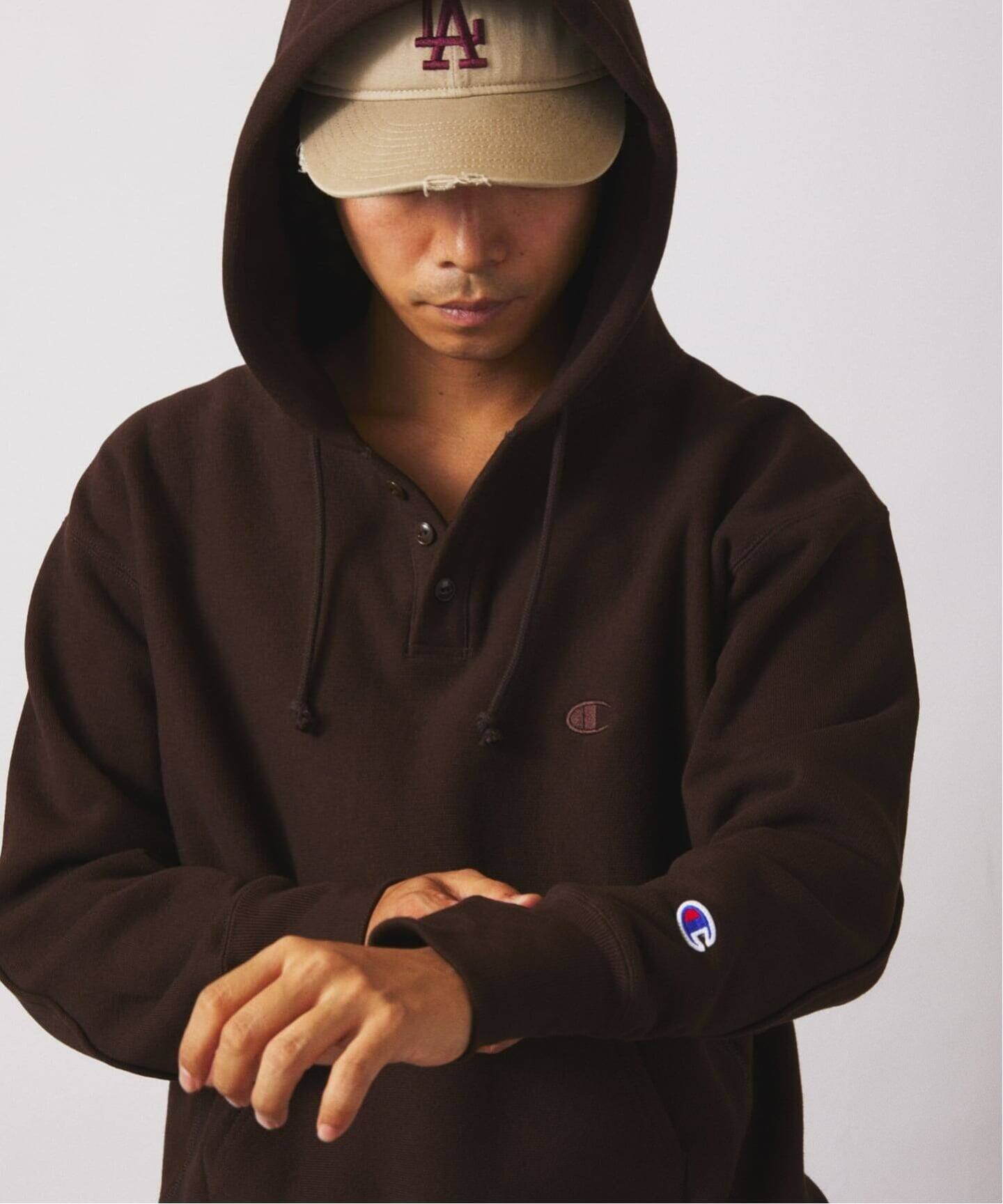 CHAMPION / チャンピオン 別注 R/W エルボーパッチ ヘンリーネック