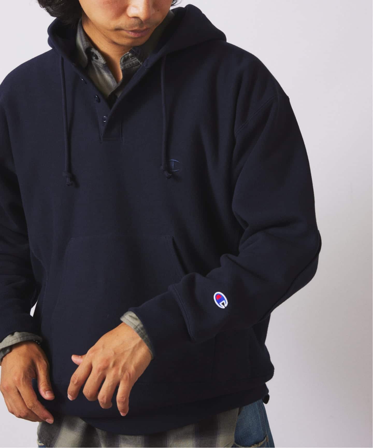 CHAMPION / チャンピオン 別注 R/W エルボーパッチ ヘンリーネック