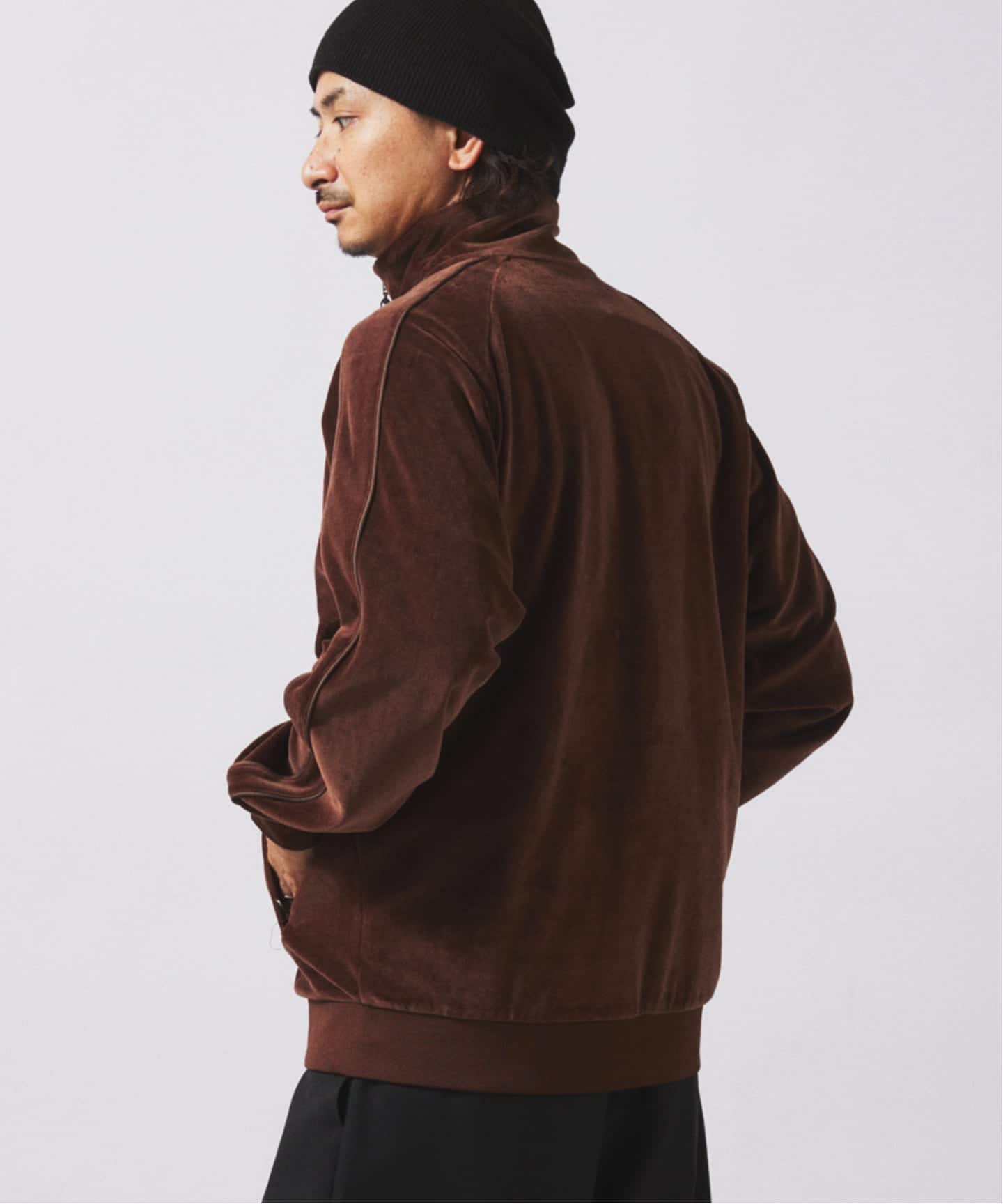 ジャーナルスタンダード　別注プーマ　トラックジャンパーオシャレな茶色　新品 PUMA / プーマ 別注 ”T7” ベロア トラックジャケット（その他トップス