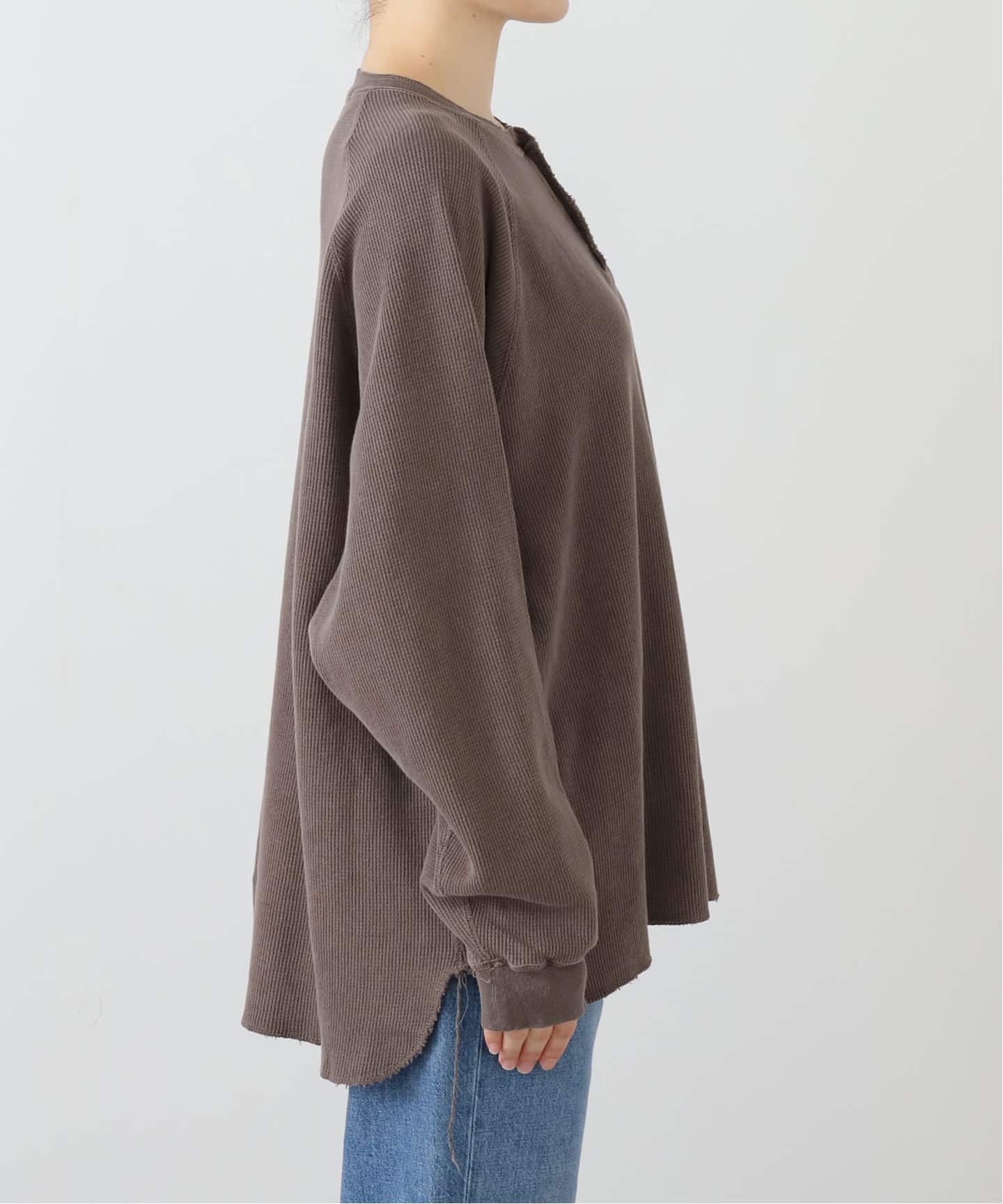 L'Appartement REMI RELIEF ロングスリーブT ブラウン L'Appartement REMI RELIEF ロングスリーブT ブラウン