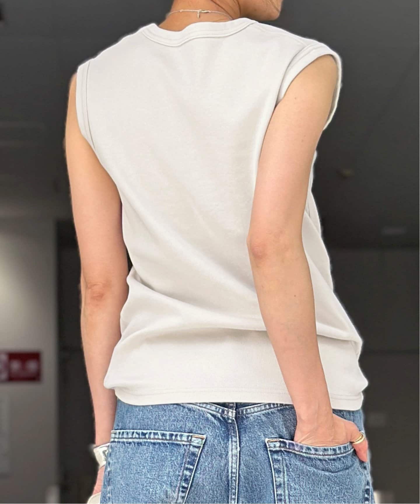 L'Appartement 【GOODGRIEF!/グッド グリーフ】ホワイト GOODGRIEF!/グッド グリーフ】CREW NECK NO SLEEVE TOP（その他