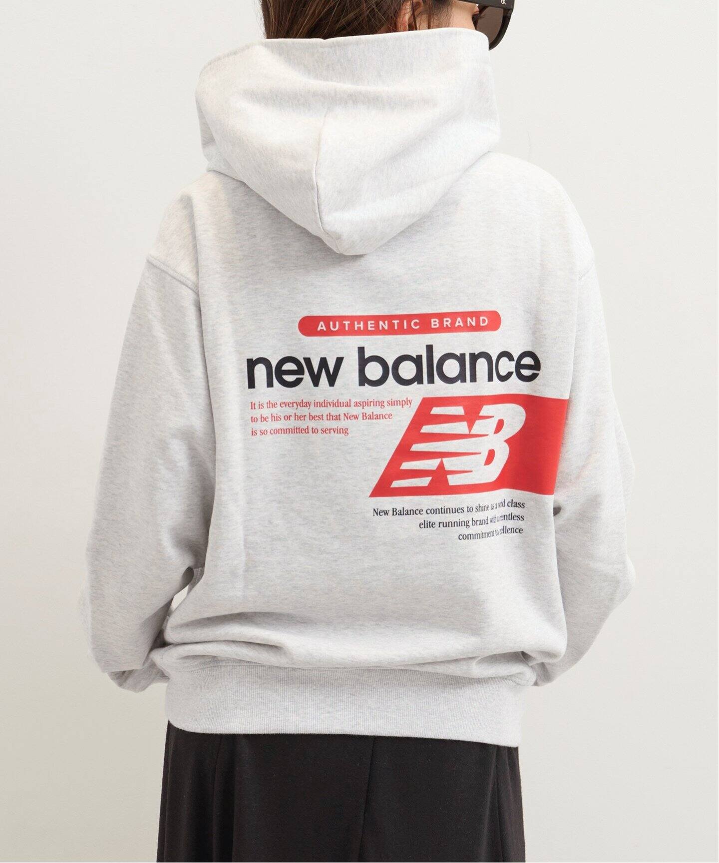 NEW BALANCE/ニューバランス】 Athleticsスウェットフーディー  