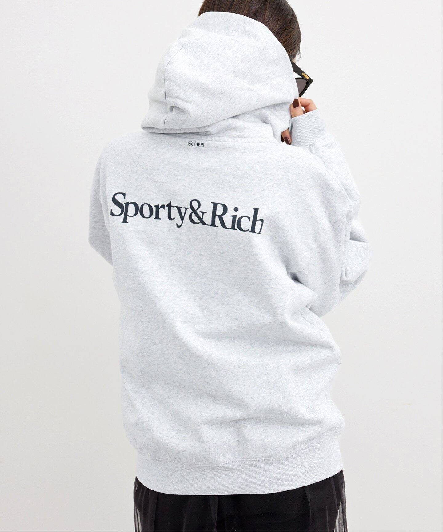 SPORTY&RICH/スポーティアンドリッチ】 YANKEES SERIF ZIP HOODIE 