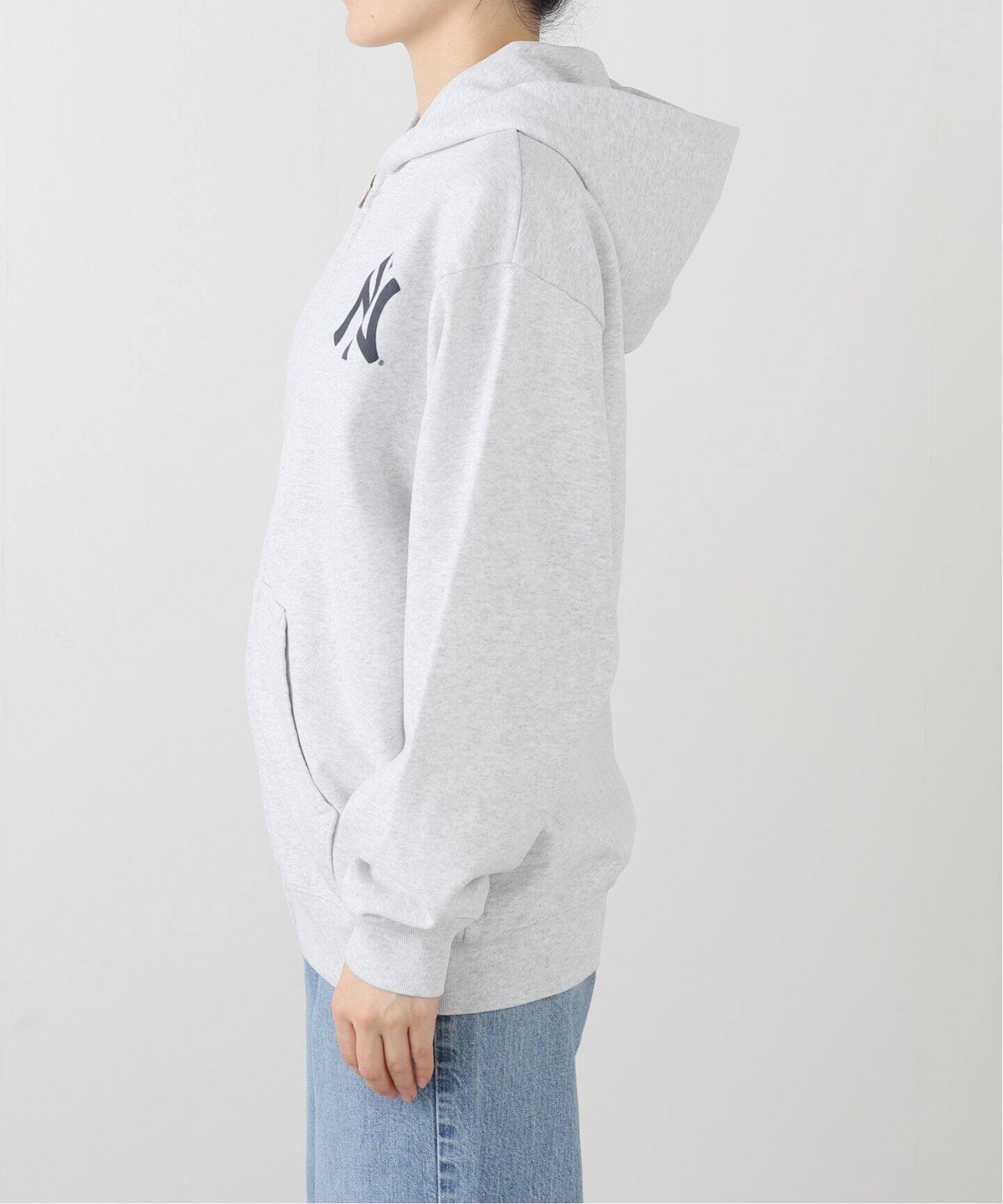 SPORTY&RICH/スポーティアンドリッチ】 YANKEES SERIF ZIP HOODIE 