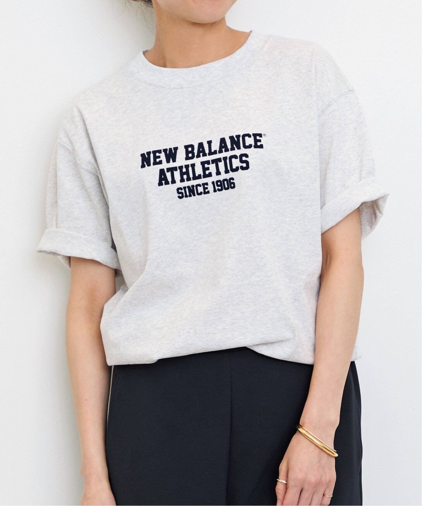 new NEW BALANCE/ニューバランス】 Varsity Graphic  T-shirts（Tシャツ／カットソー）｜L'Appartement（アパルトモン）の通販｜BAYCREW'S STORE