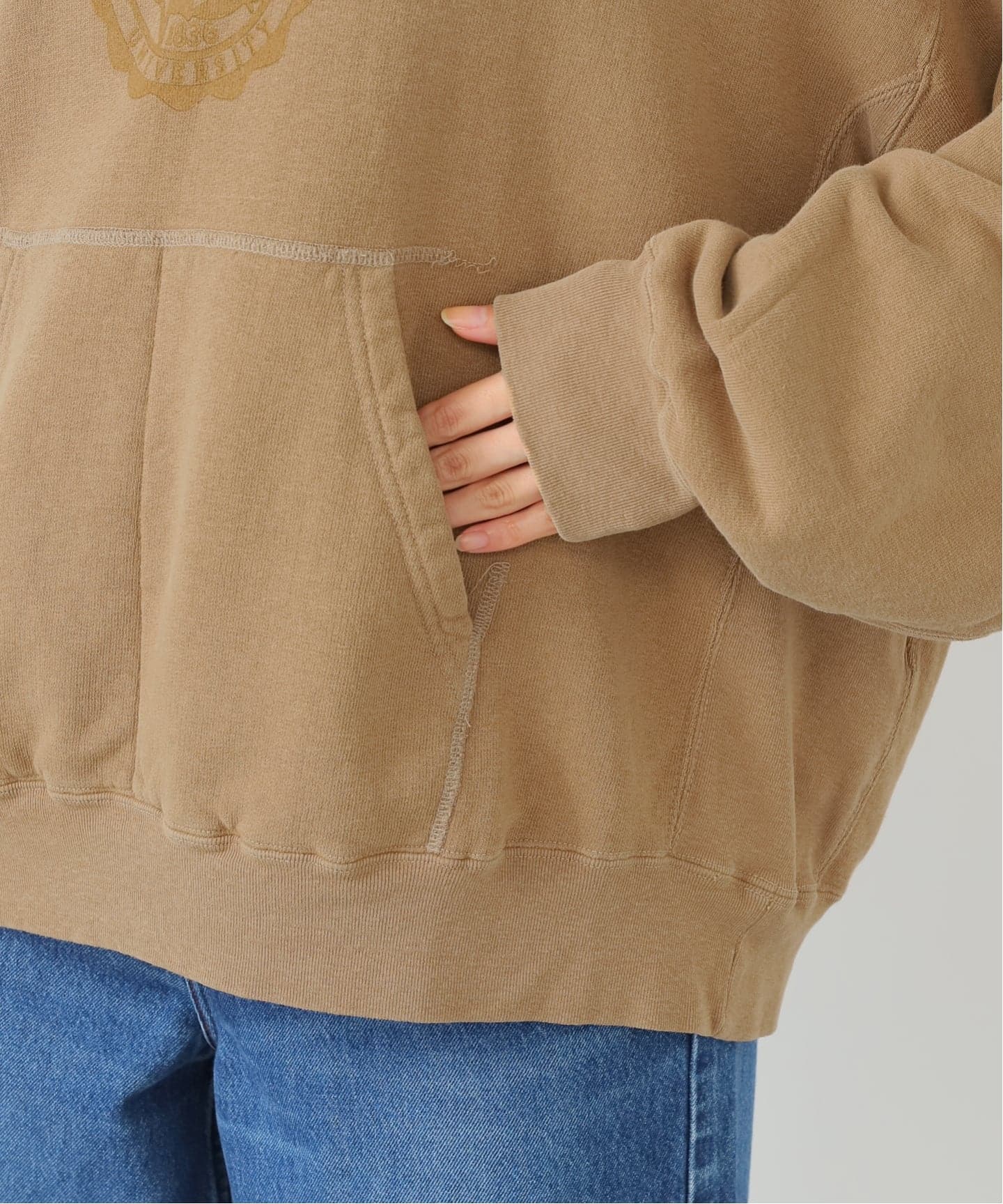 アパルトモン 【REMI RELIEF/レミ レリーフ】 HOODIE REMI RELIEF/レミ レリーフ】 W.S.U HOODIE（パーカー）｜L
