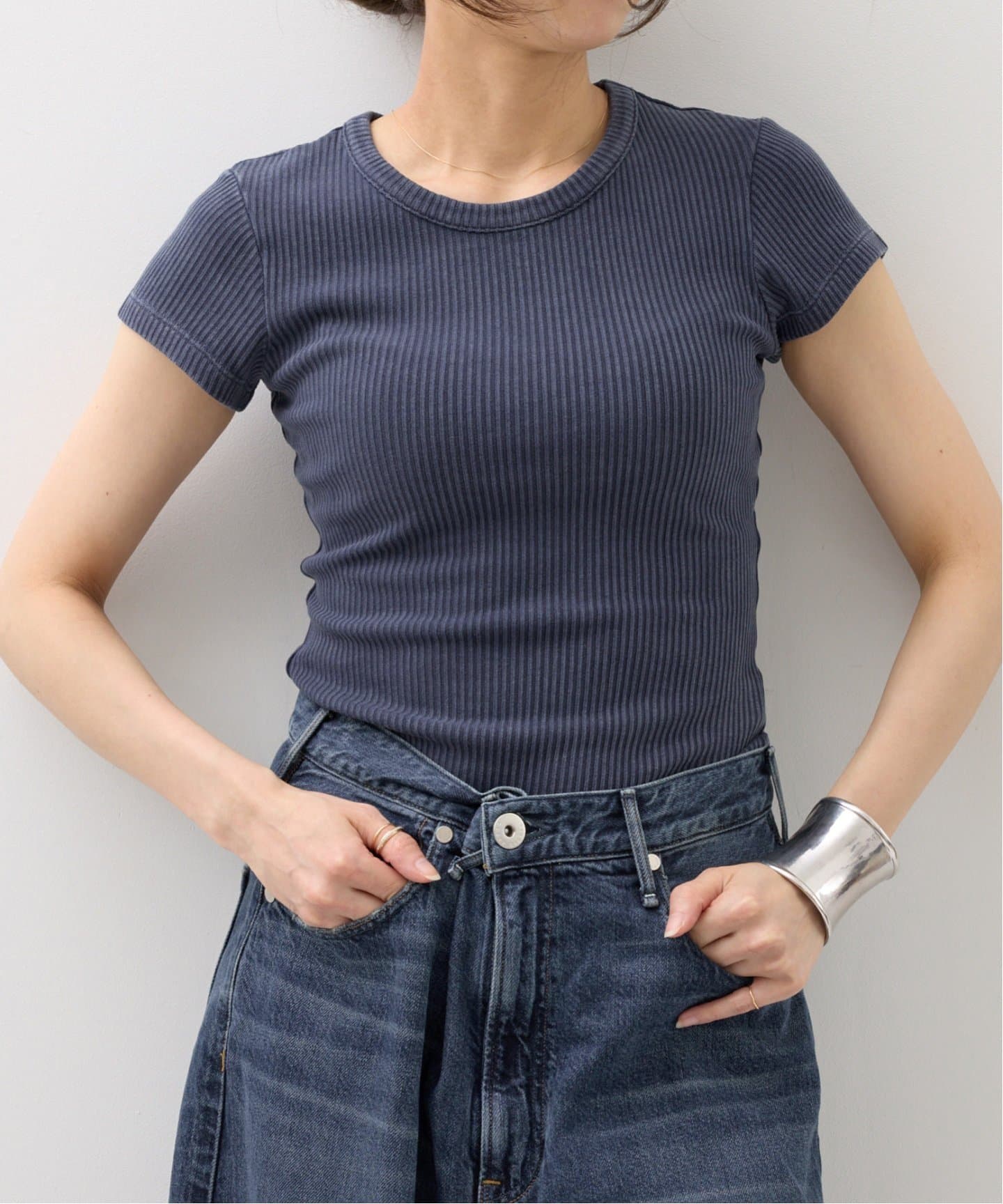 CITIZENS OF HUMANITY 売れ筋商品|||シチズンズ オブ ヒューマニティ Tシャツ トップス レディース T-shirts Black 楽天市場】Citizens of humanity（Tシャツ・カットソー