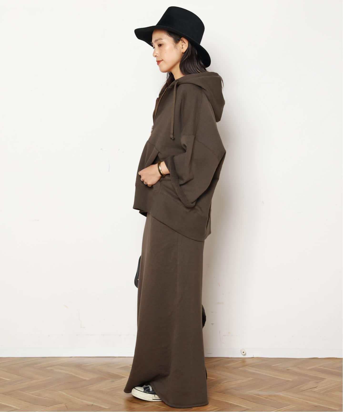 新品未使用ウールミックスハーフジップフーディ　ブラウン ウールミックスハーフジップフーディ（Tシャツ／カットソー