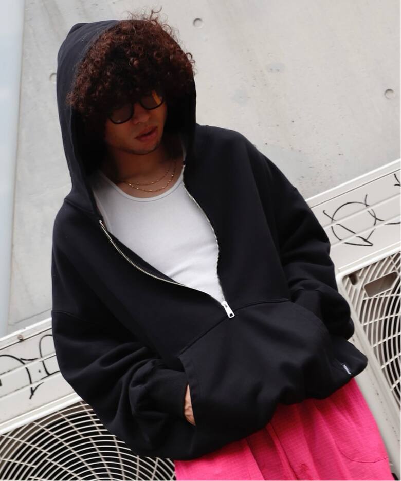 TENHALF / テンハーフ HALF ZIPPER HOODIE（Tシャツ／カットソー