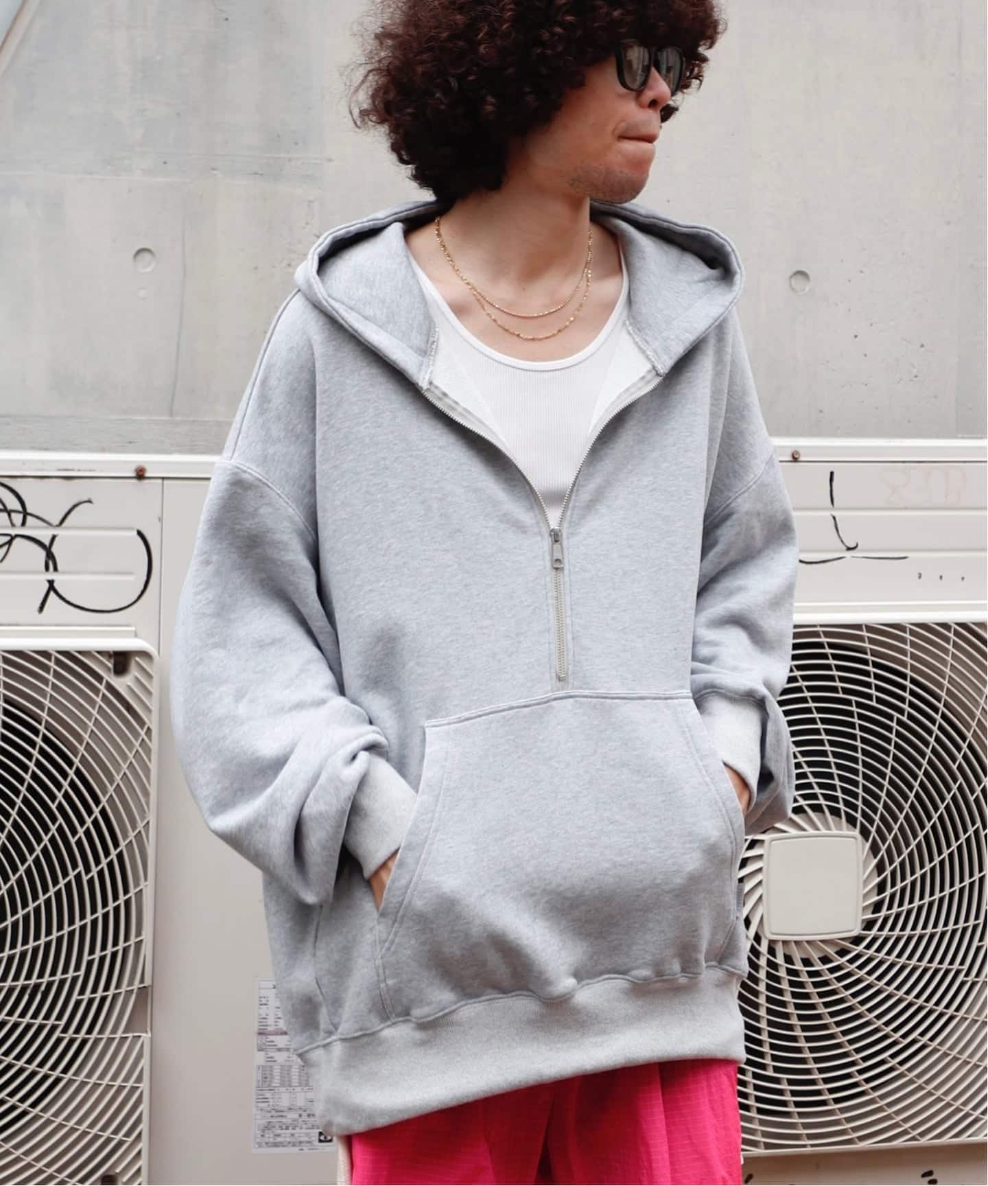 TENHALF / テンハーフ HALF ZIPPER HOODIE（Tシャツ／カットソー