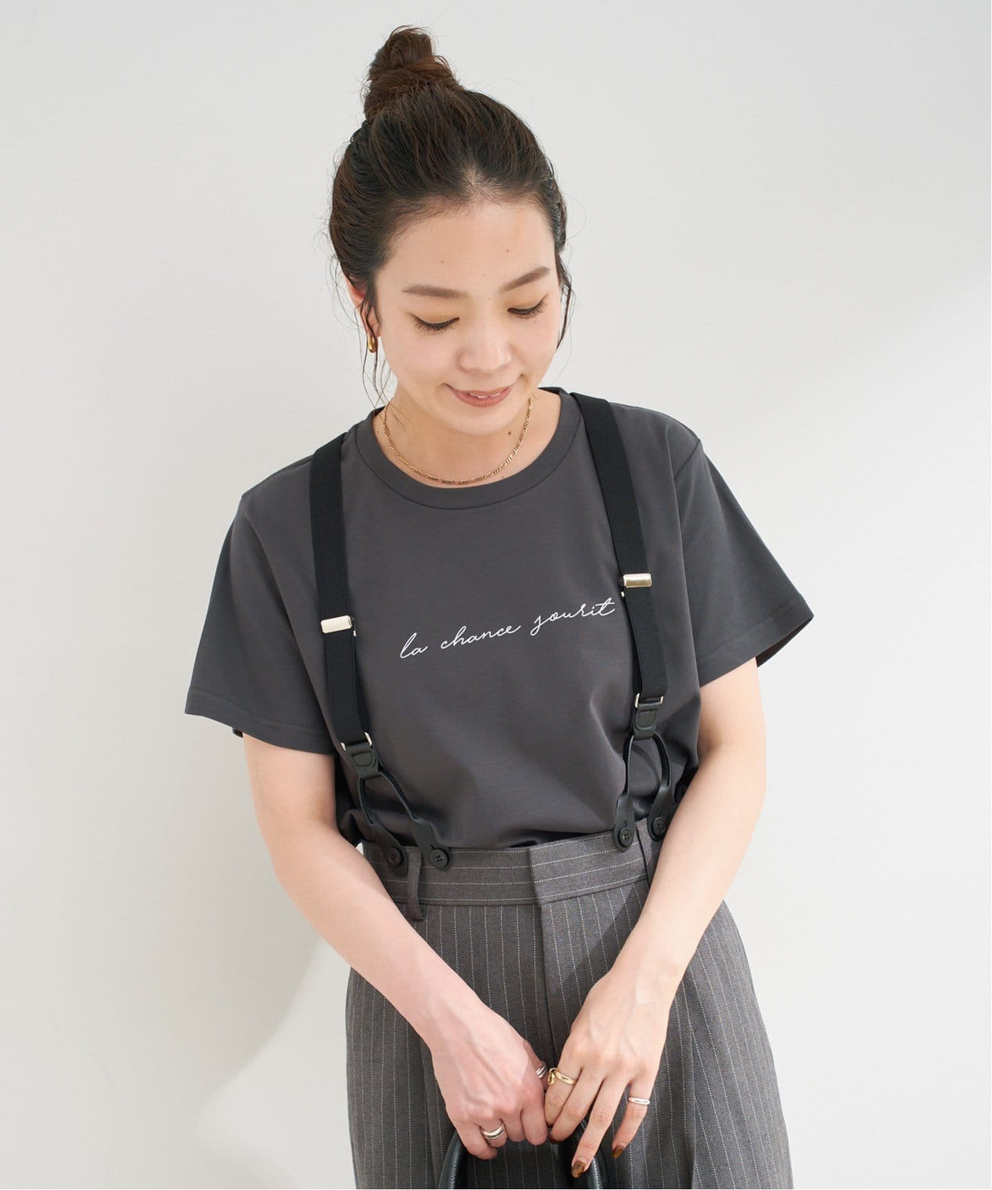 tシャツ 「婦人画報掲載」ウォッシャブルウールスムースプルオーバー レディース 1200024S1408_m1_a028.jpg