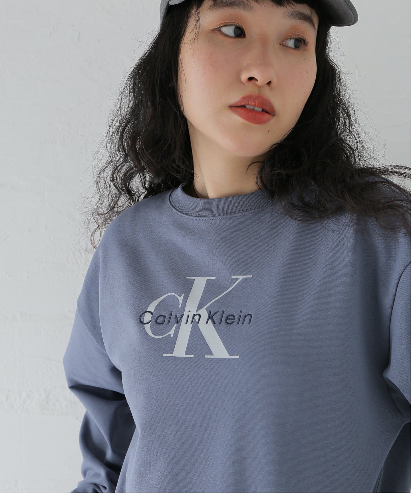 tシャツ   /カルバン クライン MONOLOGO FRENCH TERRY RLXD CREW レディース Calvin Klein /カルバン クライン MONOLOGO FRENCH TERRY RLXD