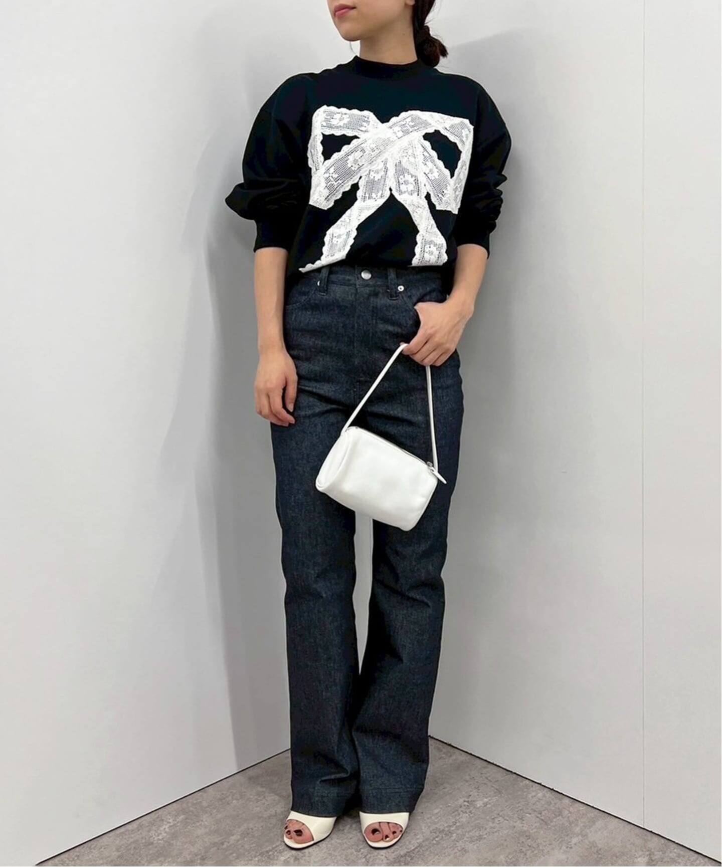 追加》【Yuhan Wang for LULU】lace bow sweatshirt（スウェット