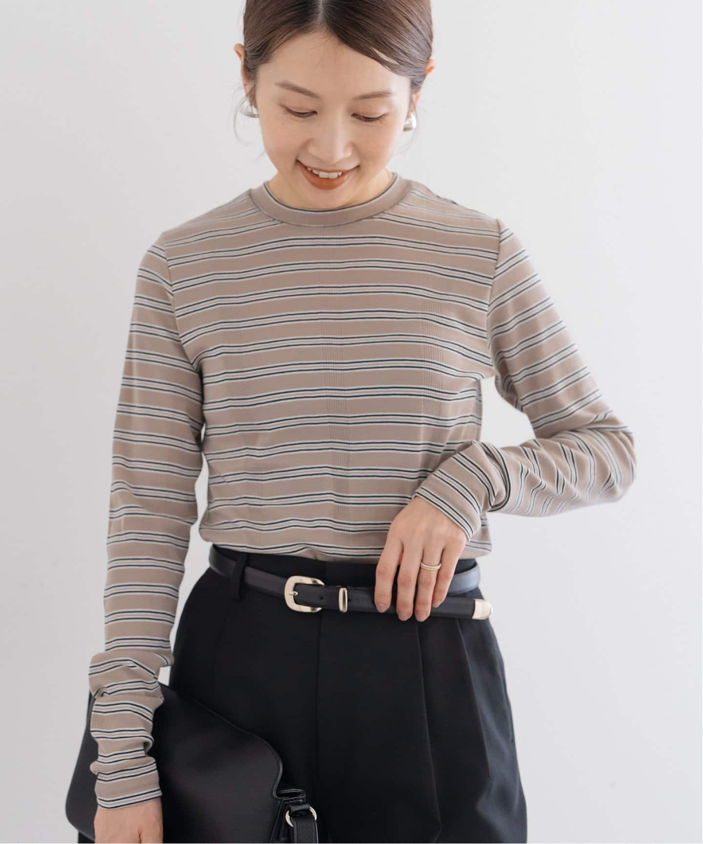 アパルトモン　マルチボーダー　プルオーバー カットソー ネイビー　新品未使用 アパルトモン マルチボーダー プルオーバー カットソー ネイビー