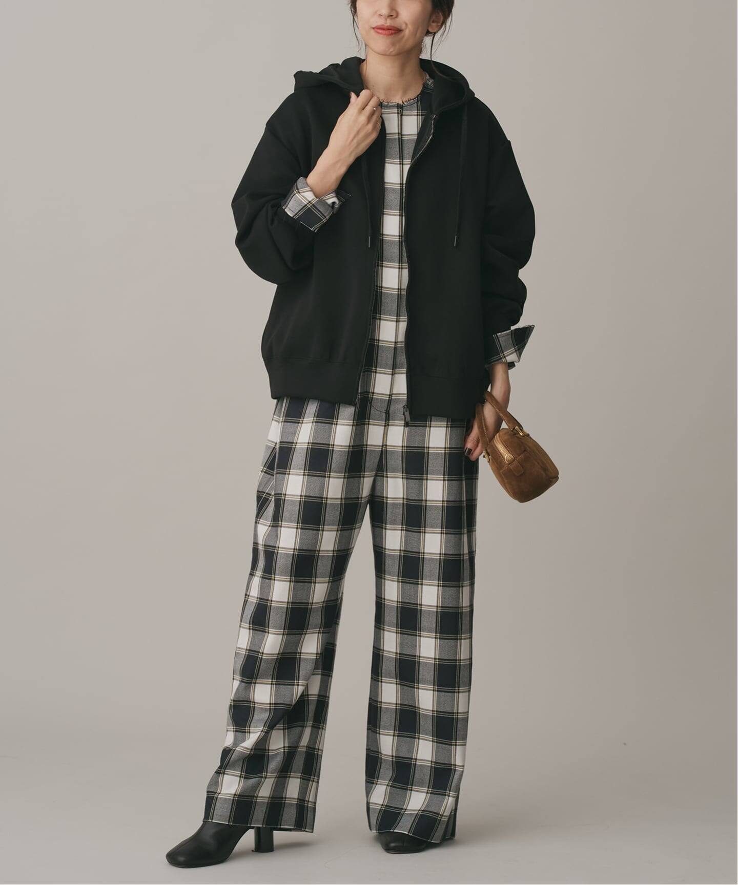 新品タグ付き★ IENA ダンボールニットジップアップフーディ　パーカー　イエナ 新品タグ付き☆ IENA ダンボールニットジップアップフーディ