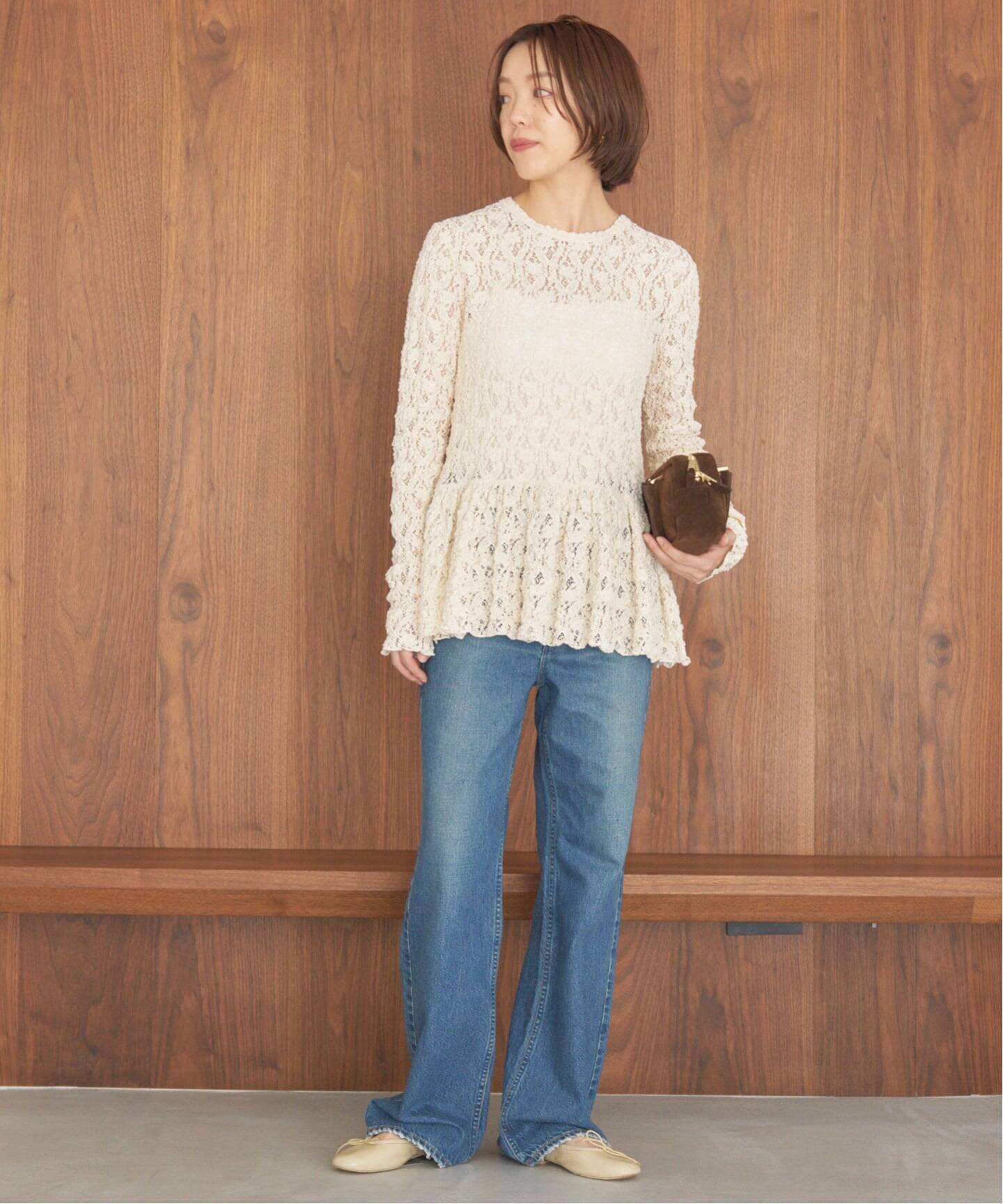 Flowerストレッチレース ペプラムプルオーバー（Tシャツ