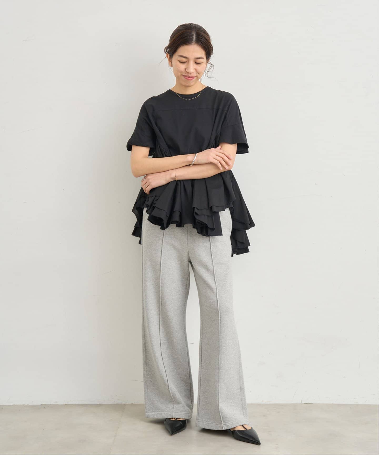 AAYUSHI/アユーシ ロングティアードフリルテールトップス AAYUSHI/アユーシ ロングティアードフリルテールトップス（Tシャツ