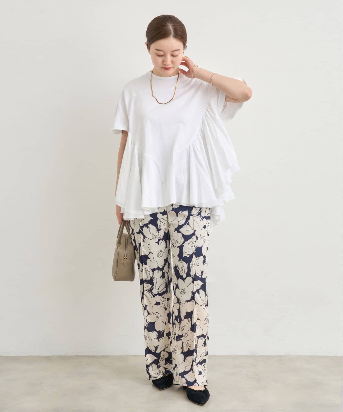 AAYUSHI/アユーシ ロングティアードフリルテールトップス（Tシャツ