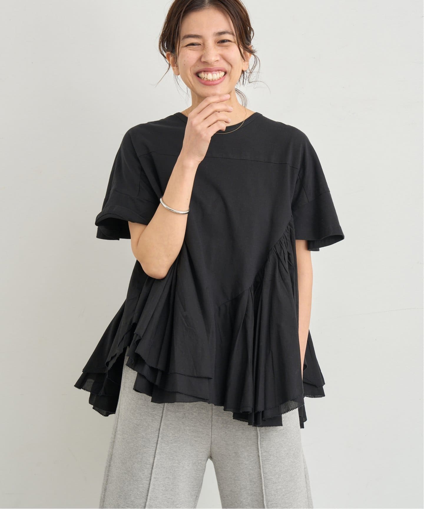 AAYUSHI/アユーシ ロングティアードフリルテールトップス（Tシャツ