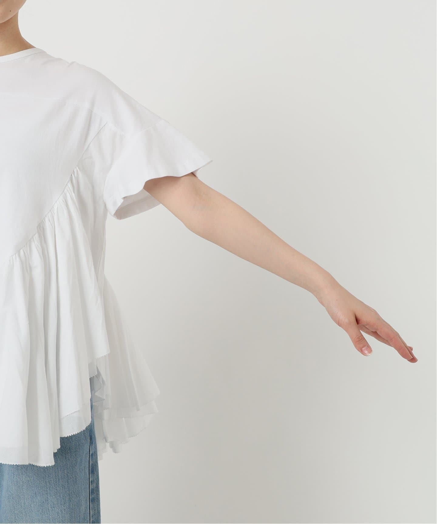 AAYUSHI/アユーシ ロングティアードフリルテールトップス（Tシャツ
