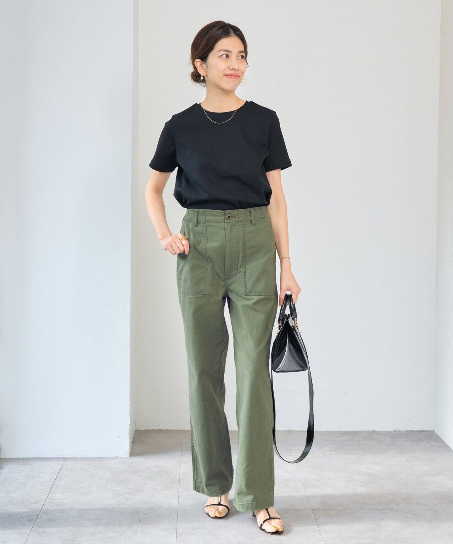 IENA J.B.ATTIRE別注 Cannes コンパクトTシャツ ブラック J.B.ATTIRE/ジェービーアタイア 別注 Cannes コンパクトTシャツ