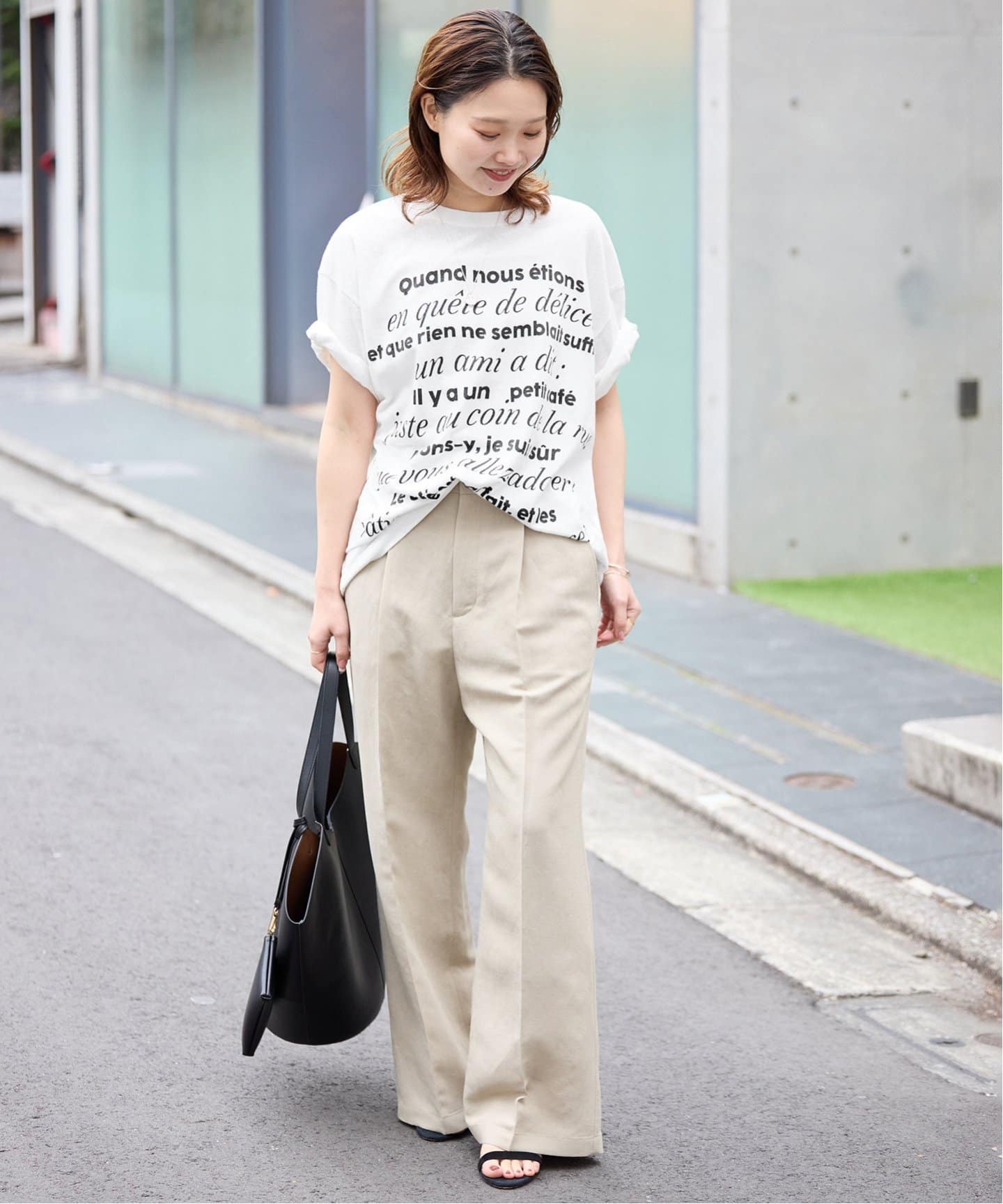 IENA LA BOUCLE  BIGロゴTシャツ【ホワイト】未使用 ビンテージライクBIGロゴTEE（Tシャツ／カットソー）｜SLOBE IENA