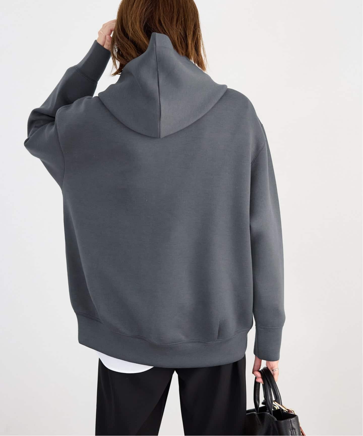 WEB限定カラー有り》ボリュームジップアップフーディー