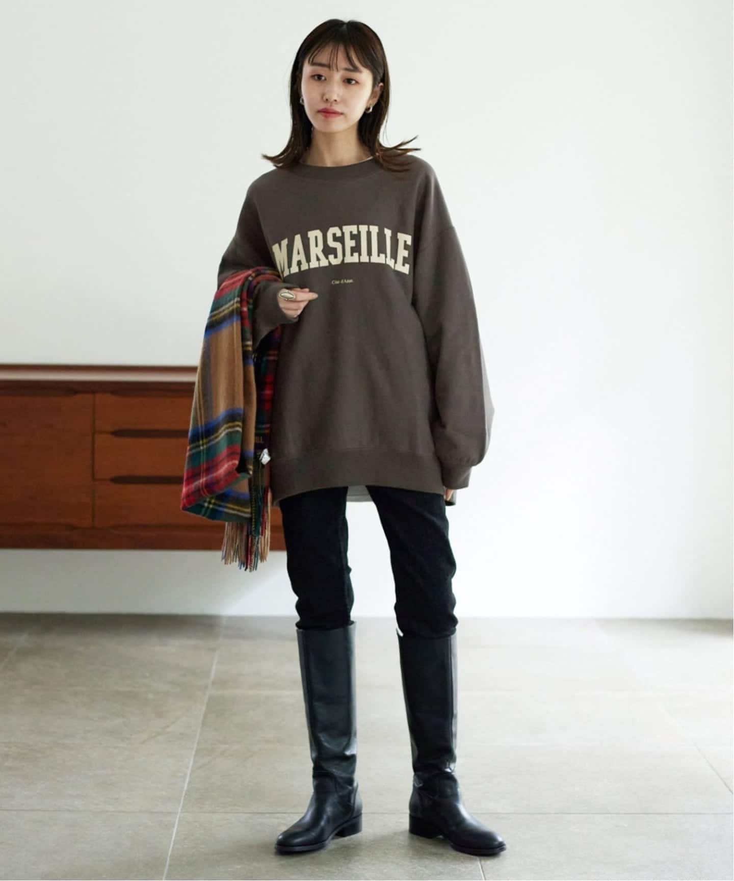 未使用SLOBE IENA MARSEILLEロゴスウェット ナチュラル フリー WEB限定/追加予約》MARSEILLE ロゴスウェット（スウェット