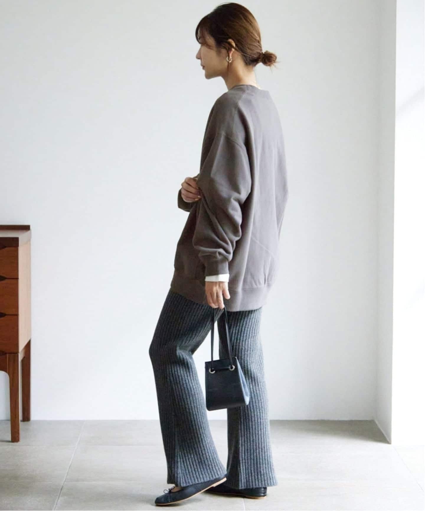 SLOBE IENA MARSEILLE ロゴスウェット WEB限定/追加》MARSEILLE ロゴスウェット（スウェット）｜SLOBE