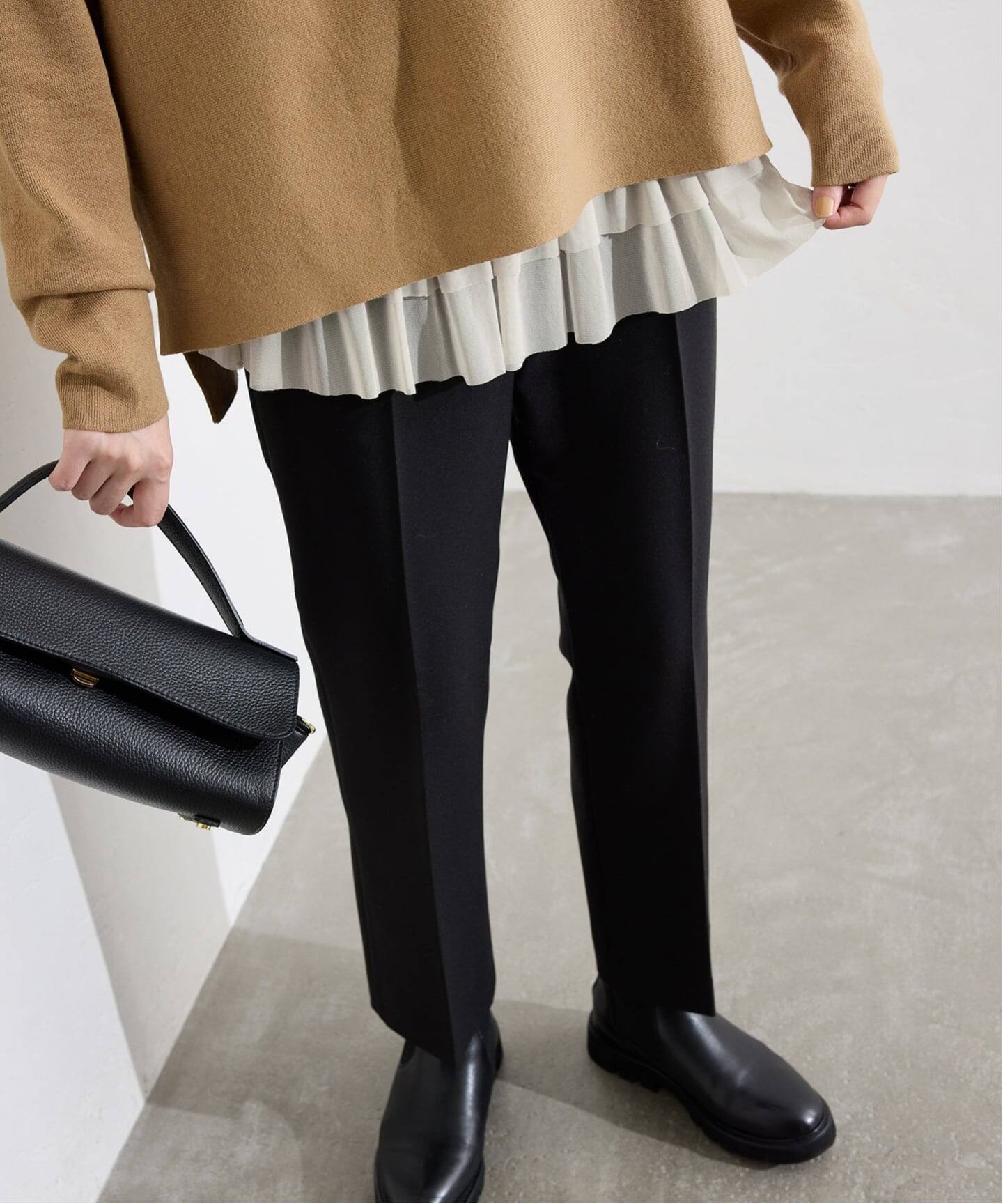 ヘムラッフルチュールプルオーバー（Tシャツ／カットソー）｜SLOBE