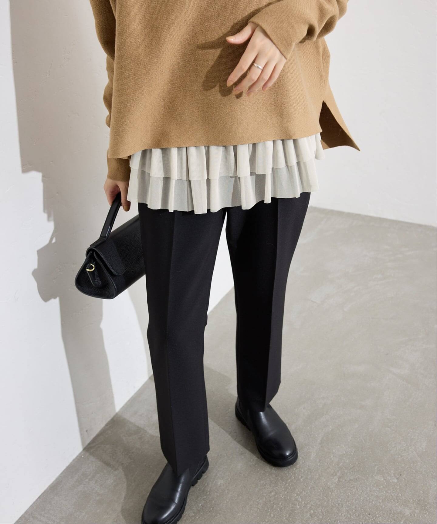 ヘムラッフルチュールプルオーバー（Tシャツ／カットソー）｜SLOBE