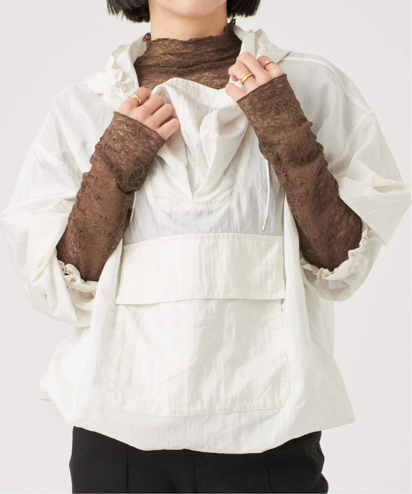 IENA LA BOUCLE シュリンクレースカットソー IENA LA BOUCLE シュリンクレースカットソー（Tシャツ