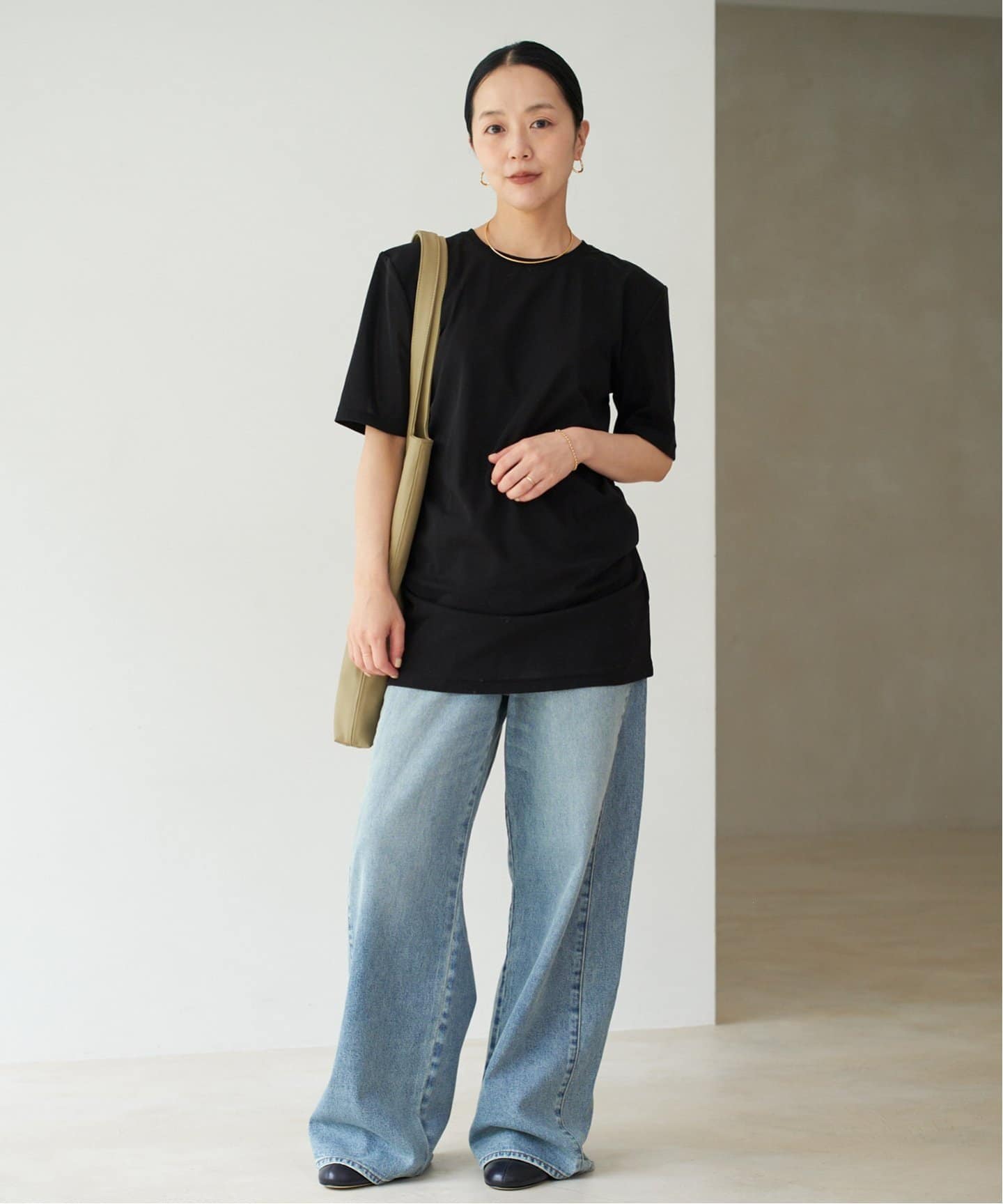 予約》SQUARE SHOULDER H/S Tシャツ（Tシャツ／カットソー