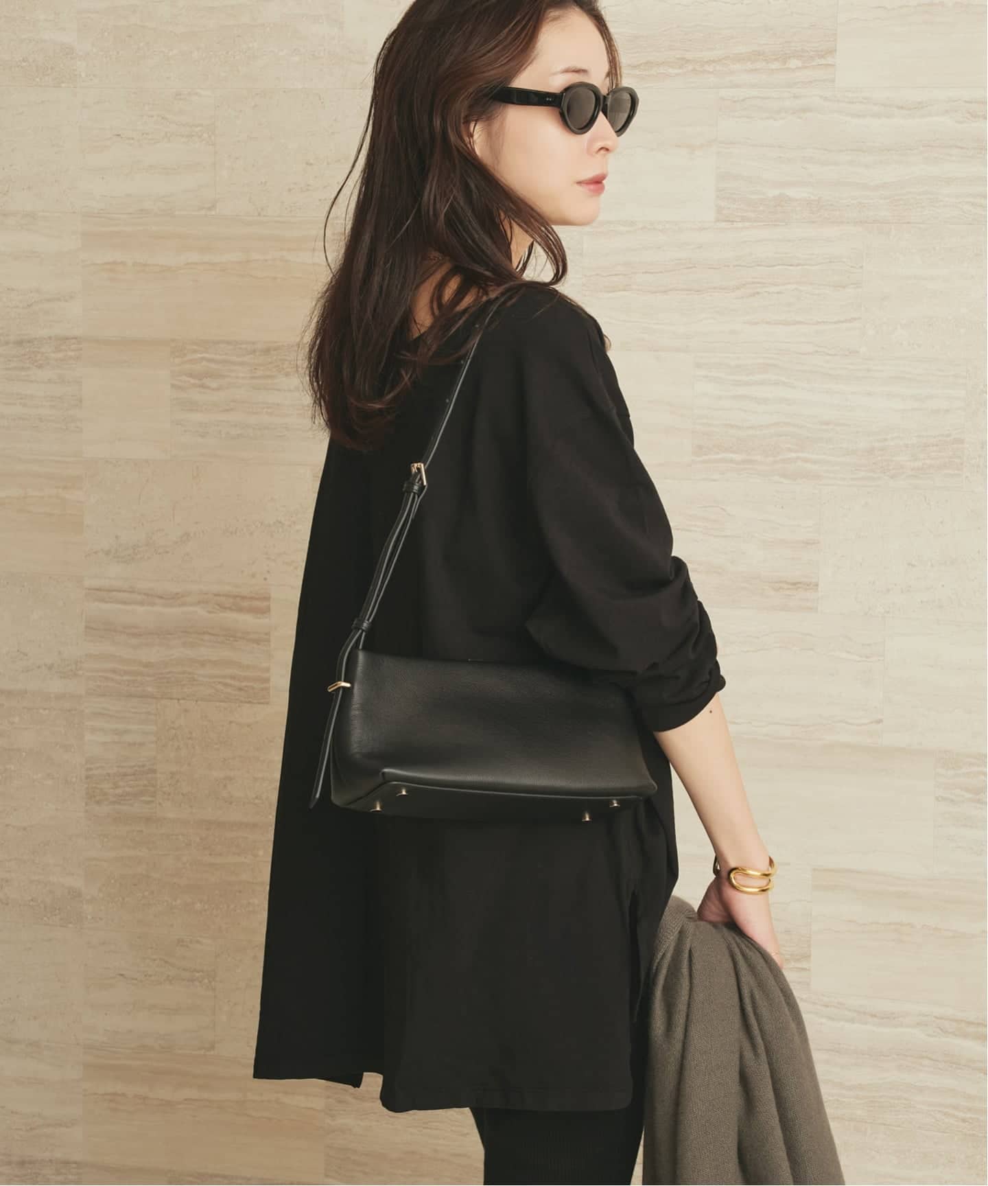 Plage別注 CALUX キャラクス ジップ プルオーバー (ブラック) CALUX / キャラクス 別注 DRAWSTRING プルオーバー（Tシャツ