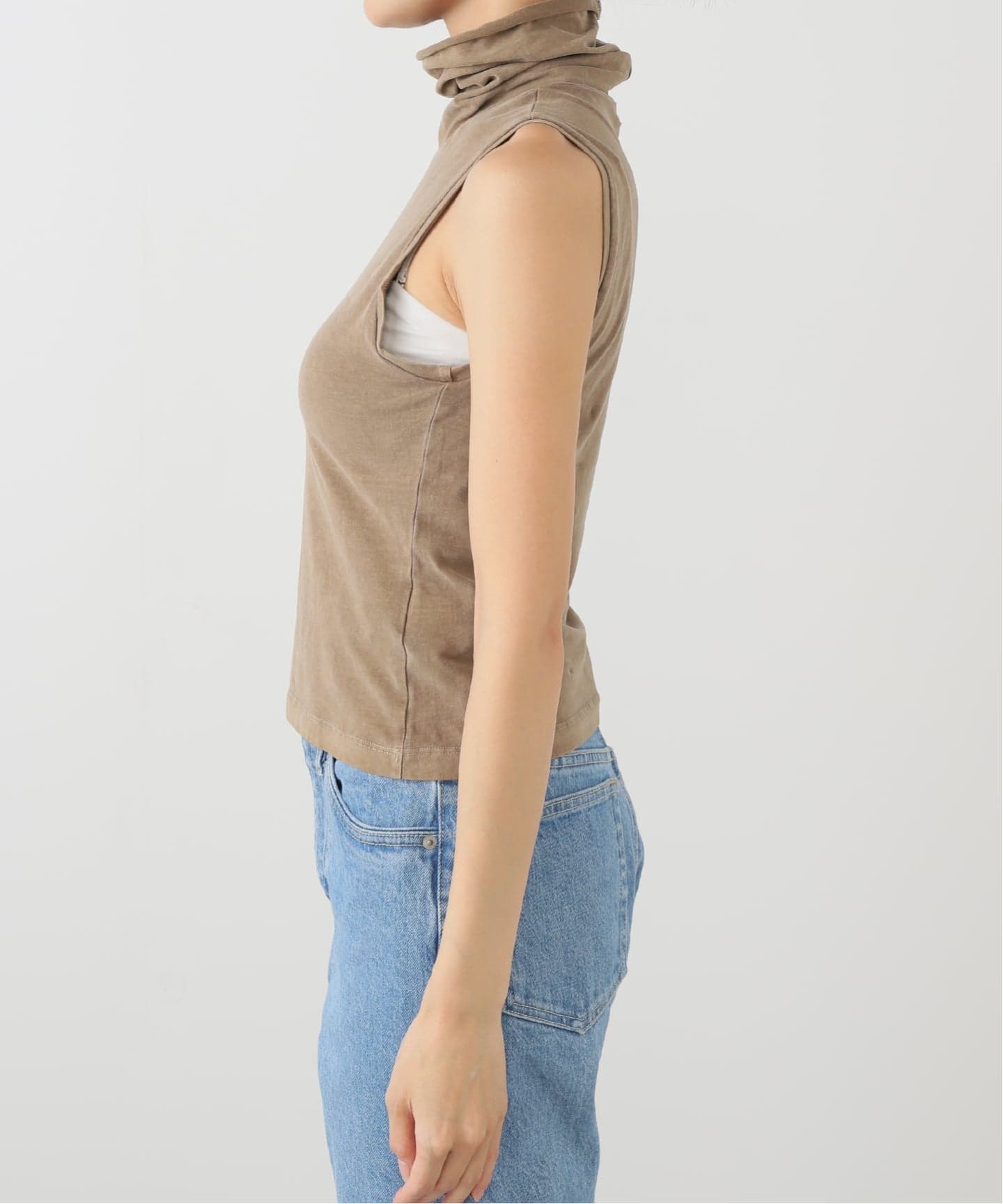 ASHER / アッシャー Tessa Turtleneck タンク（Tシャツ