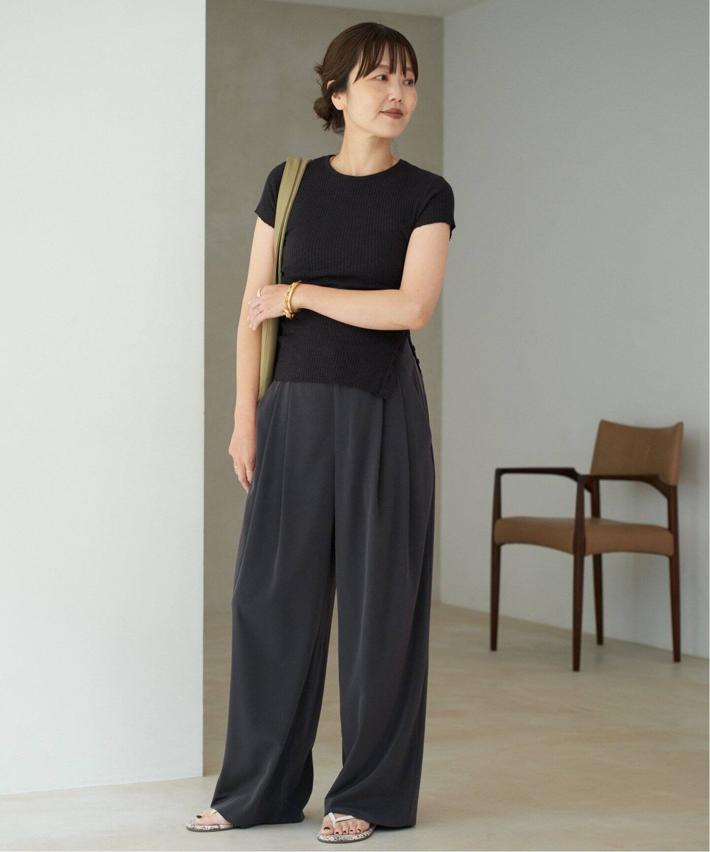 Plage le / ル SIDE BUTTON SLIT トップス le / ル SIDE BUTTON SLIT トップス（Tシャツ／カットソー