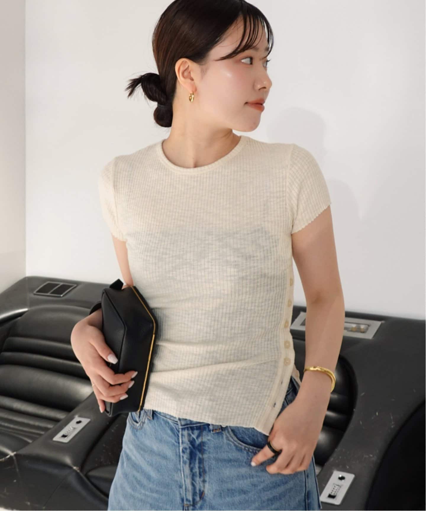 新品☆ le/ル SIDE BUTTON SLITトップス plage le / ル SIDE BUTTON SLIT トップス（Tシャツ／カットソー