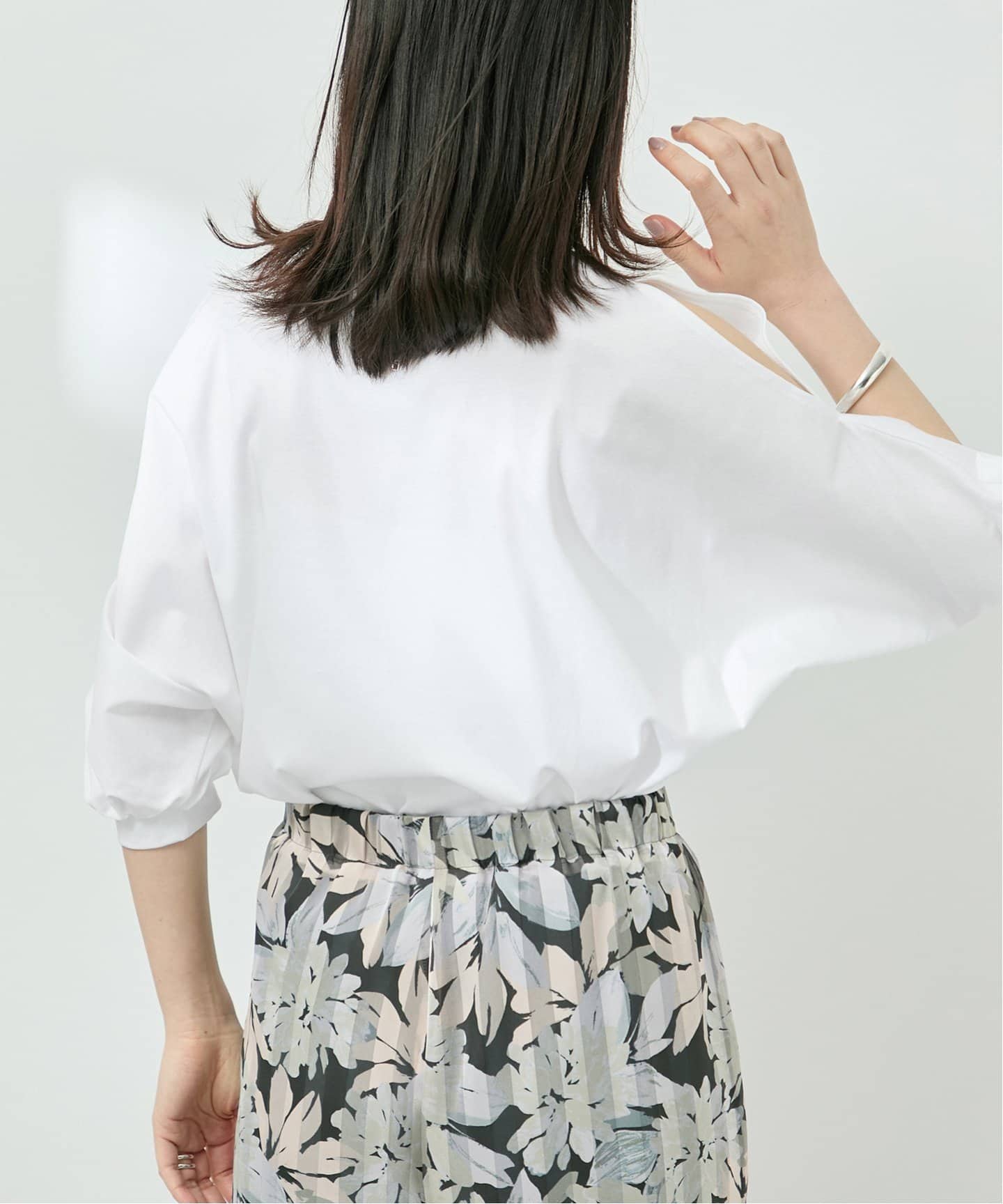 Sheer twist cotton turtle（Tシャツ／カットソー）｜VERMEIL